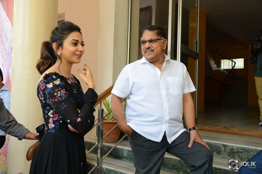 Sarrainodu-Movie-Release-Press-Meet